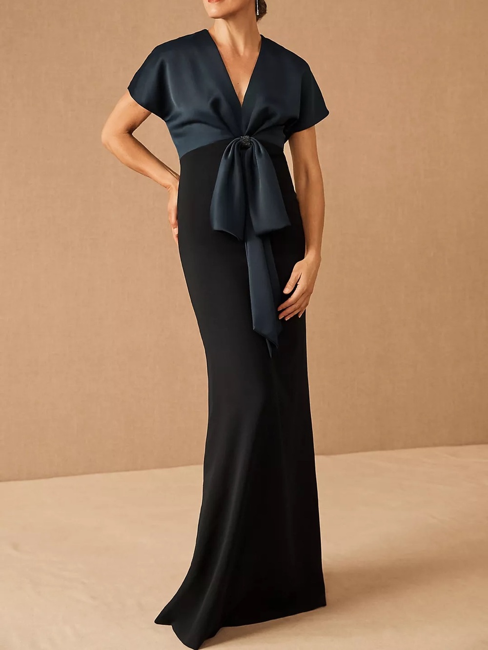 Sachin & Babi Laurana Navy and Black Evening Gown with Bow Sz 12